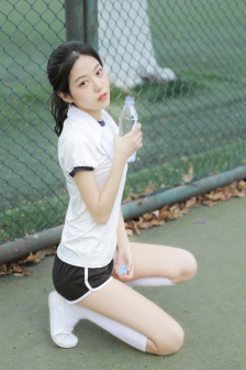 张津瑜